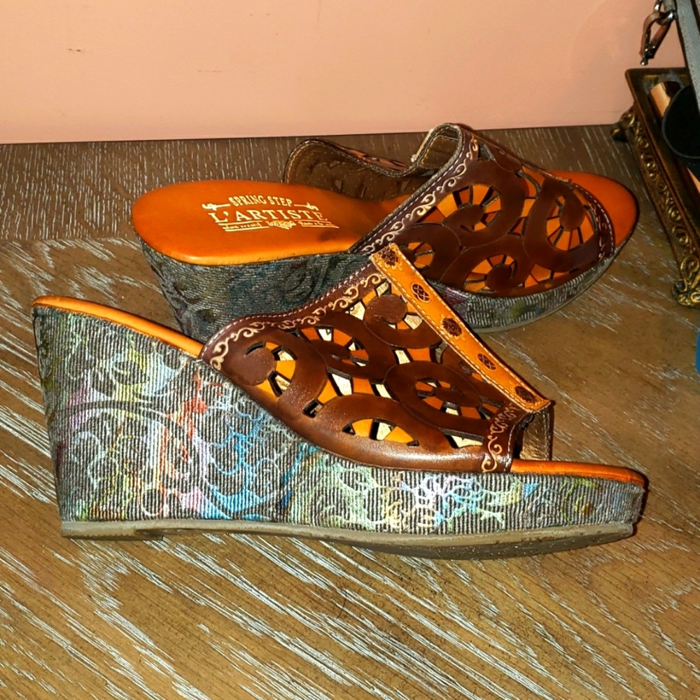 L'ARTISTE sandals 8 new